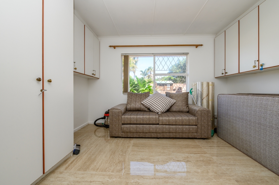 7 Bedroom Property for Sale in Summerstrand Eastern Cape